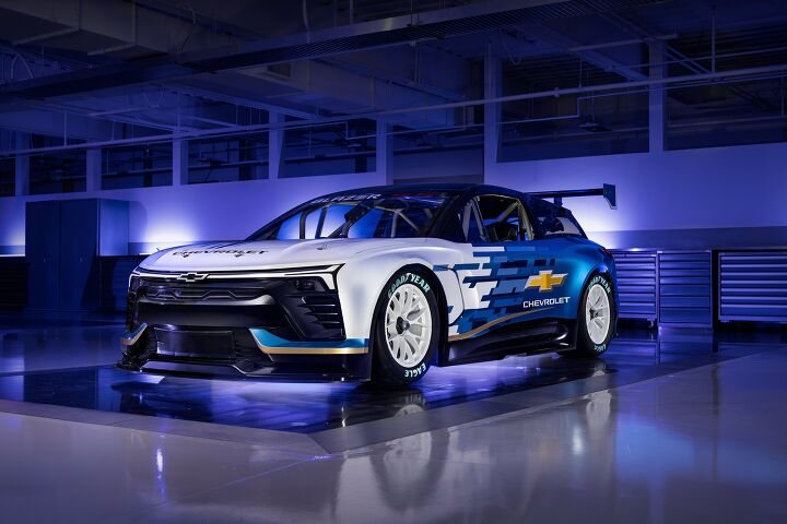 „Chevrolet Blazer EV.R NASCAR“ prototipas, deja, nėra madinga versija post thumbnail image