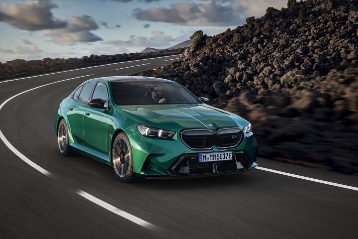 2025 m. BMW M5 padidino galią 100 AG ir svorį 1000 svarų post thumbnail image